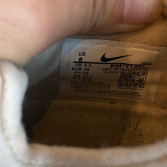 Nike womens metcon 3 flyknit lifting shoes echo pink/silver size 8 - Picture 6 of 7